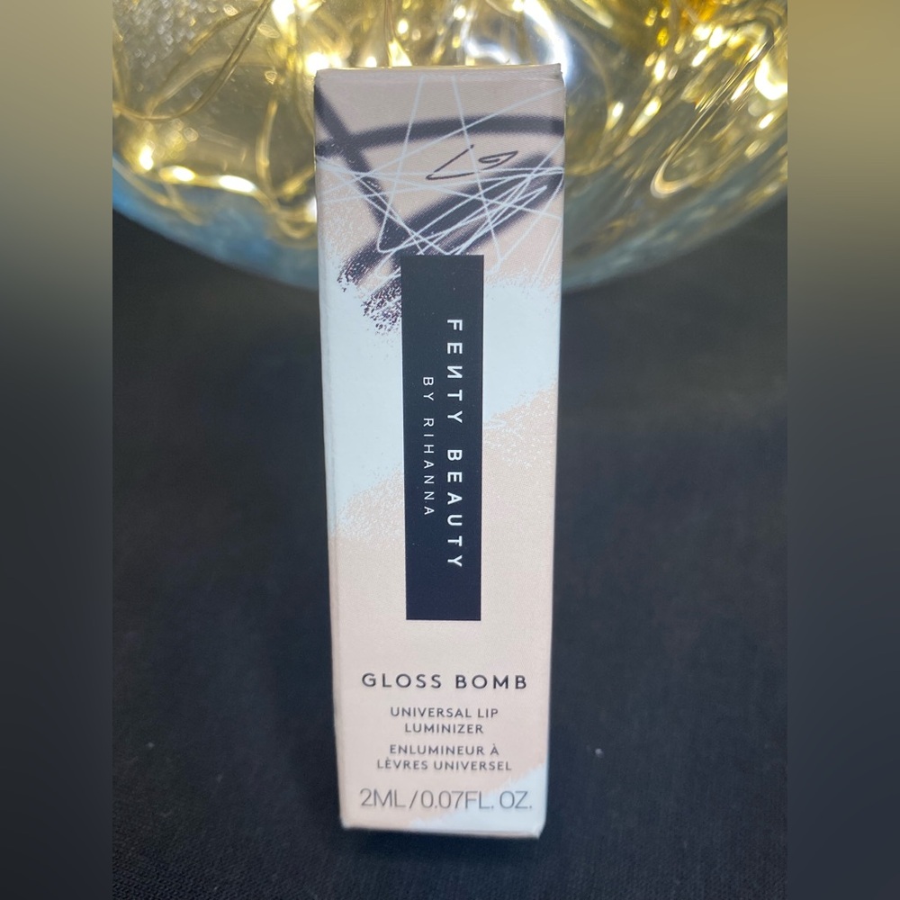 FENTY BEAUTY GLOSS BOMB